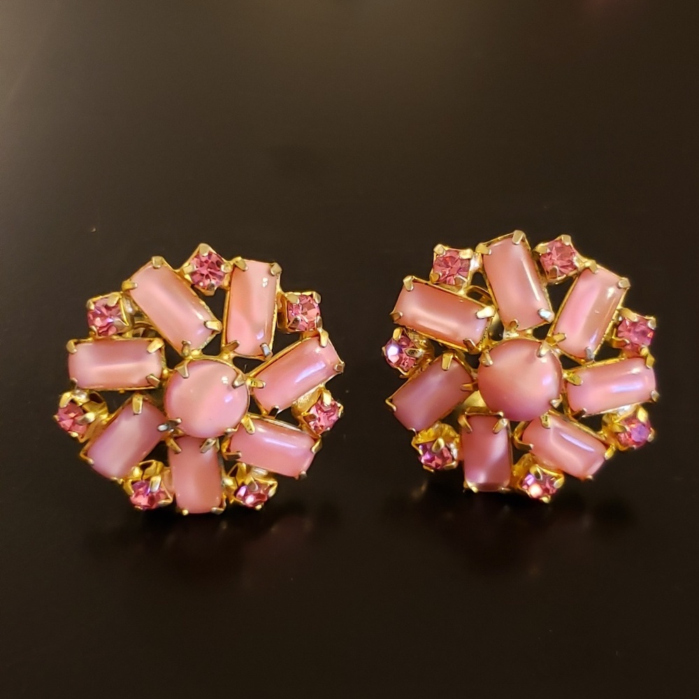 💕Vintage Pink Rhinestone Clip Earings